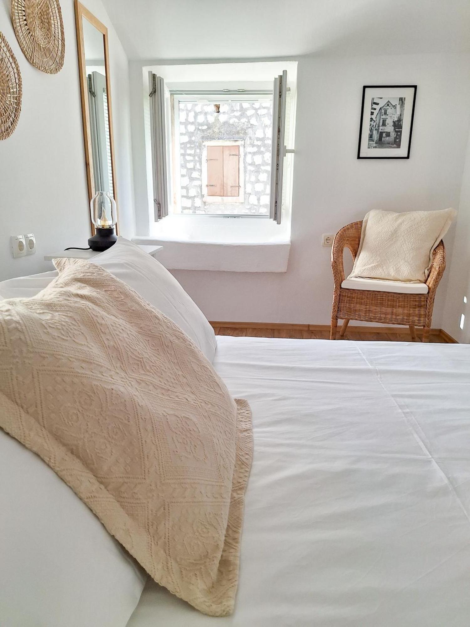St Peter'S Heritage House Trogir Kültér fotó
